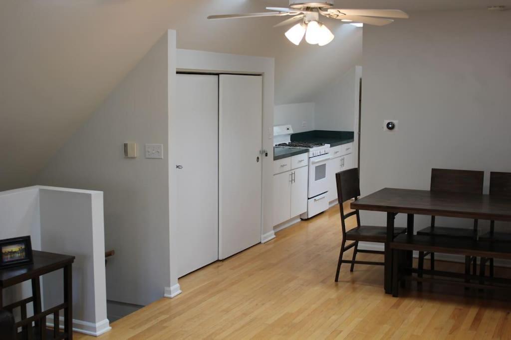 Lincoln Park Living - 3 Queen Beds - Sleeps 6 Chicago Exterior photo